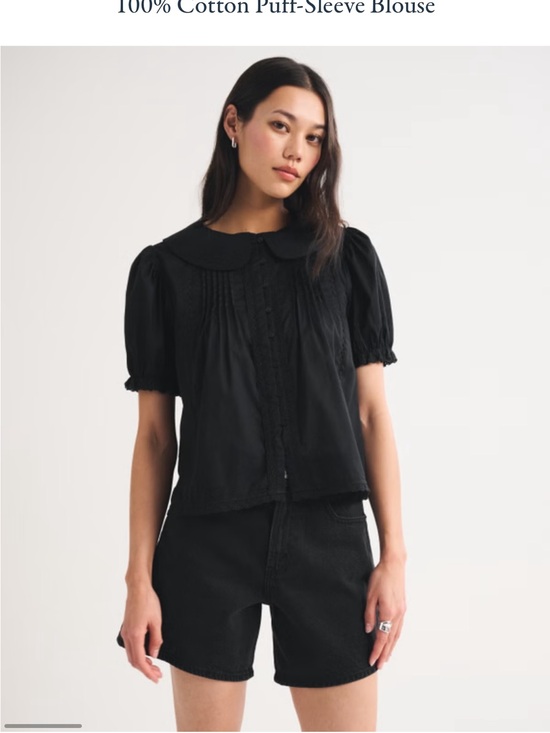 Abercrombie & Fitch Tops - A&F Black Puff-Sleeve Cotton Blouse with Peter Pan Collar